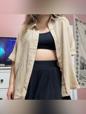 Forever 21 Beige Button-Up Short Sleeve Shirt